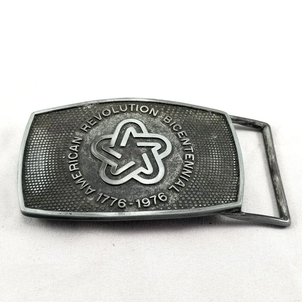 Belt Buckle 1976 American Revolution Bicentennial 1776 - 1976 Dull Silver‎ Color